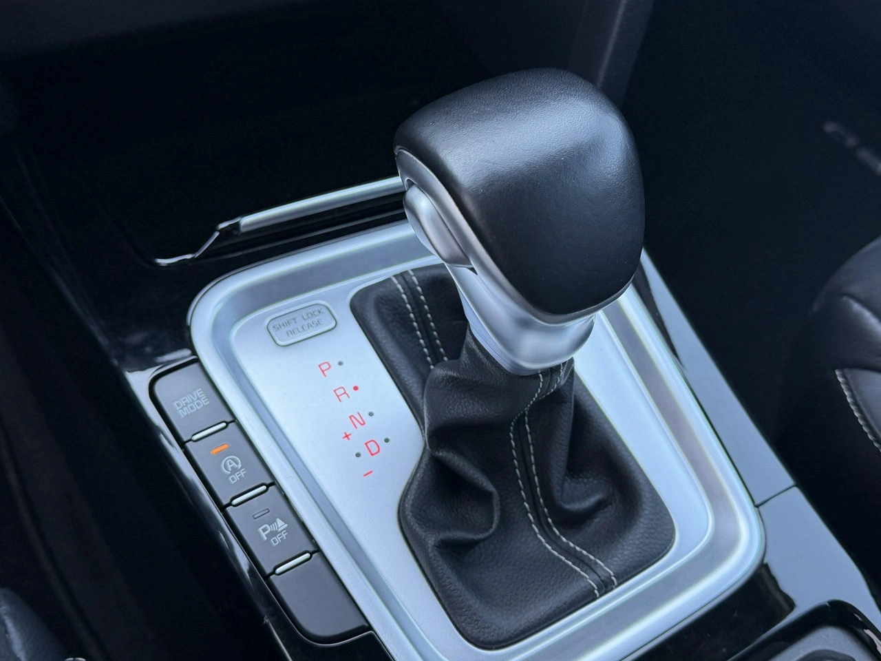 Kia Ceed - Zdjęcie 28