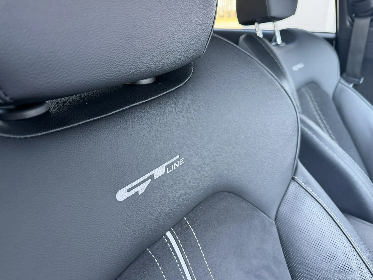 Kia Ceed - Zdjęcie 35