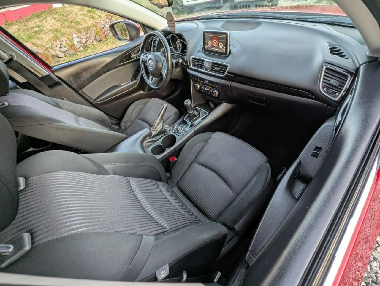 Mazda 3 - Zdjęcie 8