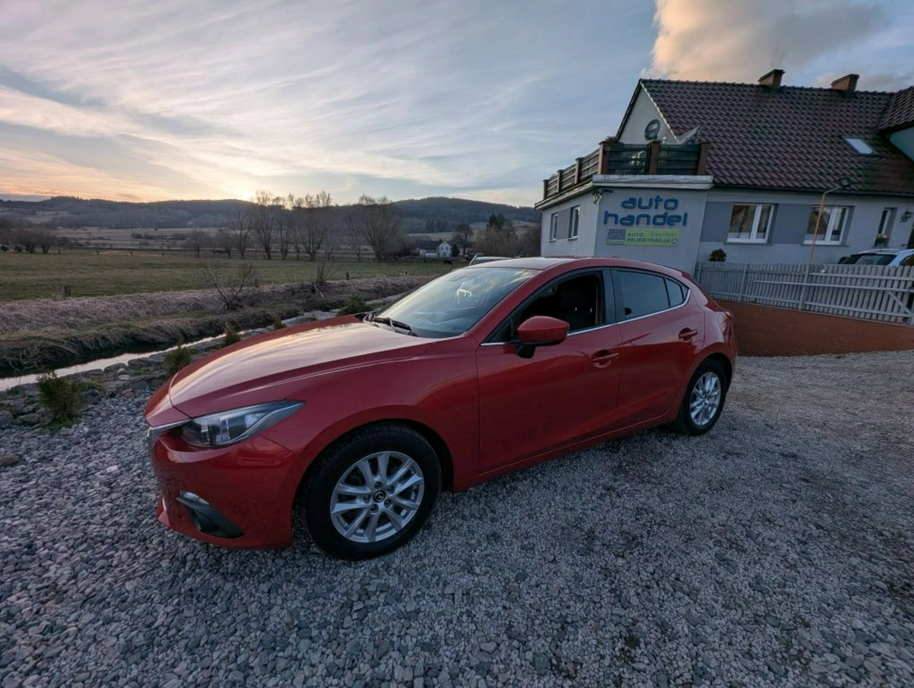 Mazda 3 - Główne zdjęcie