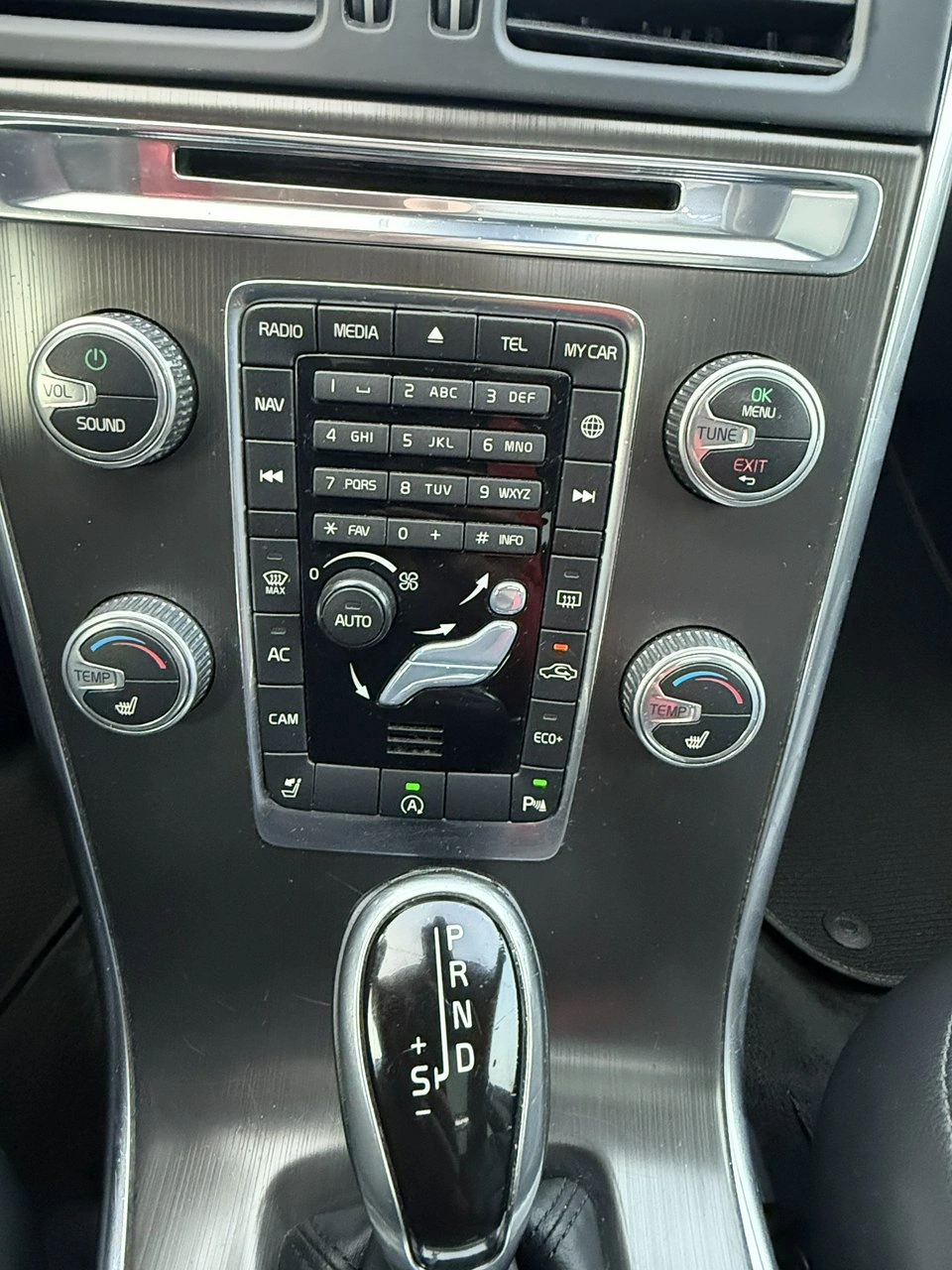 Volvo XC 60 - Zdjęcie 31