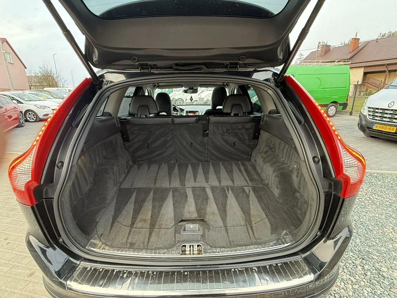 Volvo XC 60 - Zdjęcie 13