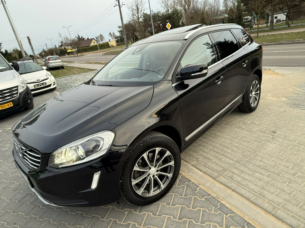 Volvo XC 60 - Główne zdjęcie