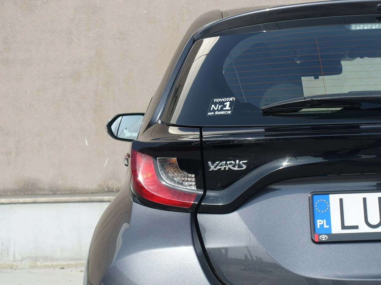 Toyota Yaris - Zdjęcie 27