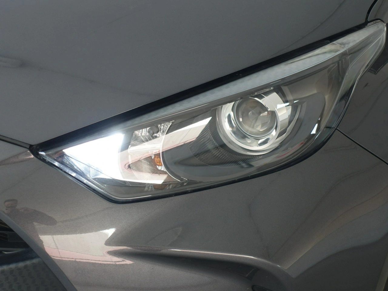 Toyota Yaris - Zdjęcie 28