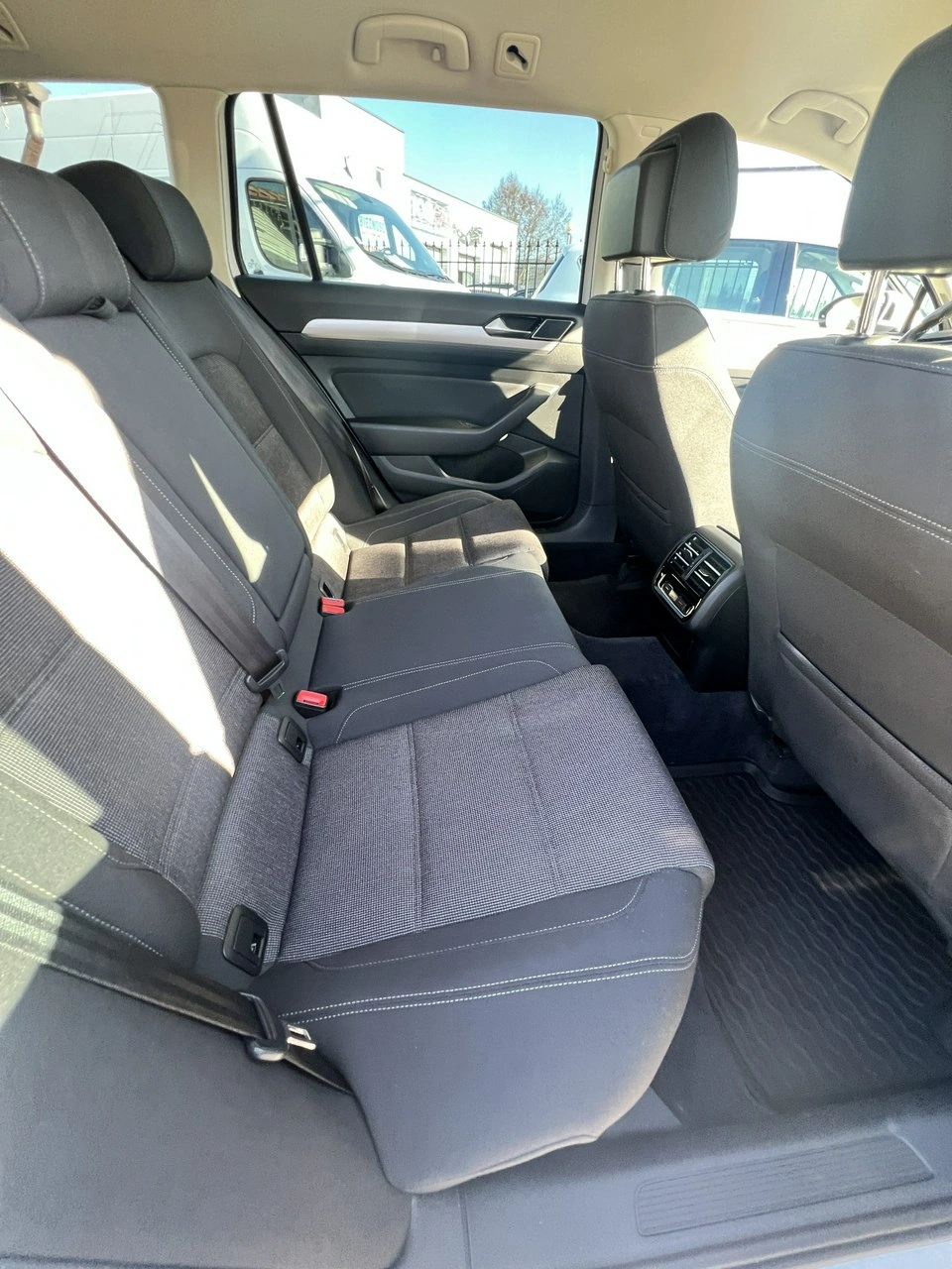 Volkswagen Passat - Zdjęcie 5