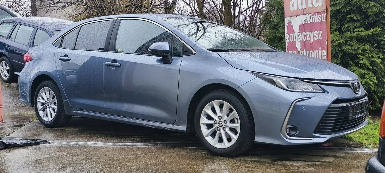 Toyota Corolla - Zdjęcie 2