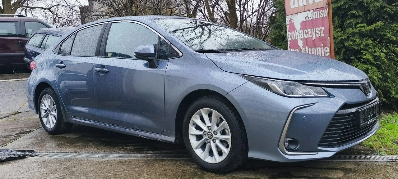Toyota Corolla - Zdjęcie 4