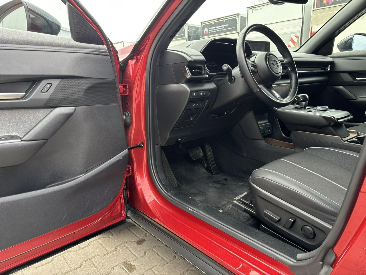 Mazda MX-30 - Zdjęcie 9