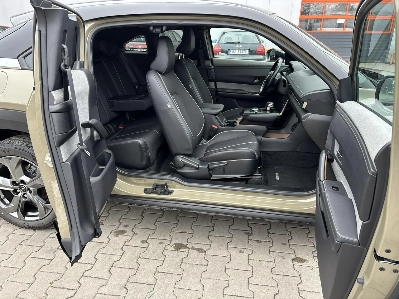 Mazda MX-30 - Zdjęcie 15