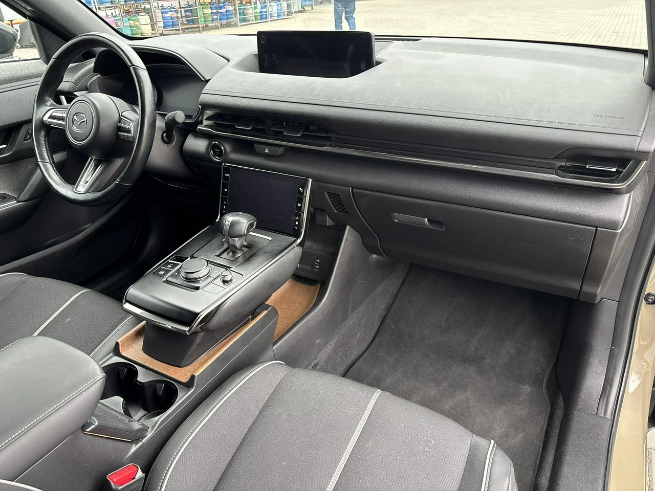 Mazda MX-30 - Zdjęcie 16