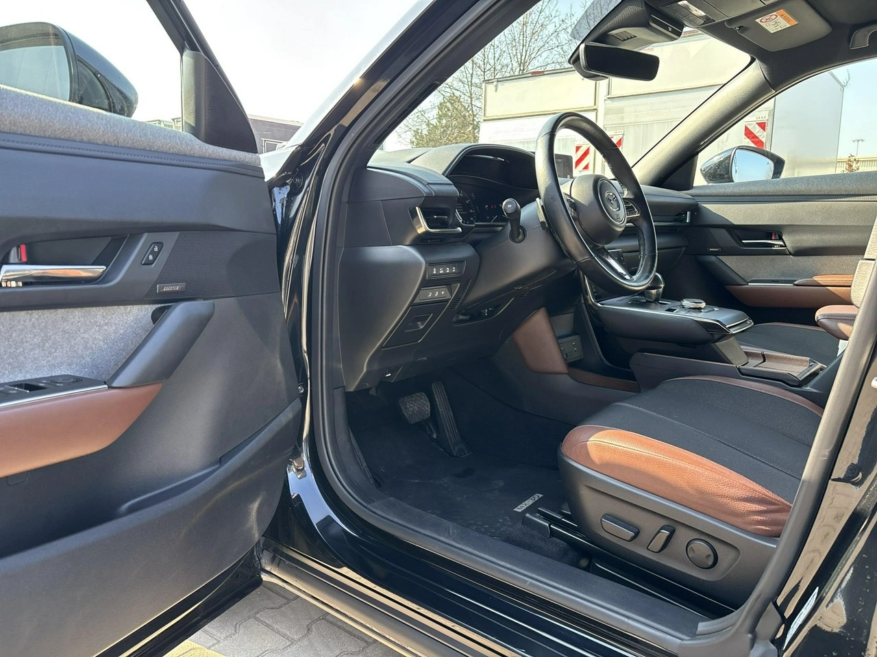 Mazda MX-30 - Zdjęcie 9