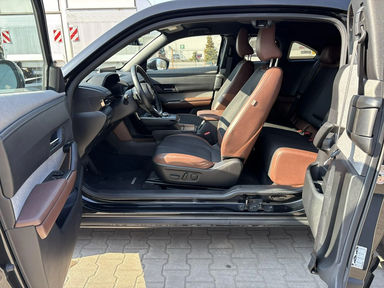 Mazda MX-30 - Zdjęcie 10