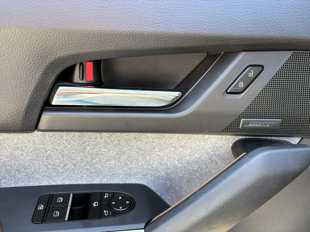 Mazda MX-30 - Zdjęcie 13