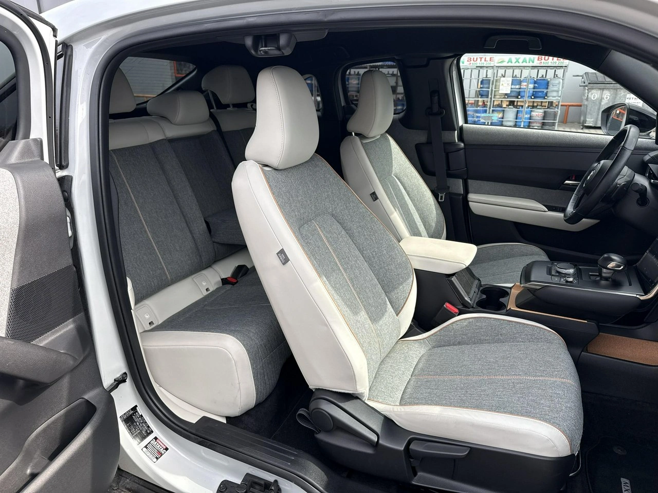 Mazda MX-30 - Zdjęcie 15