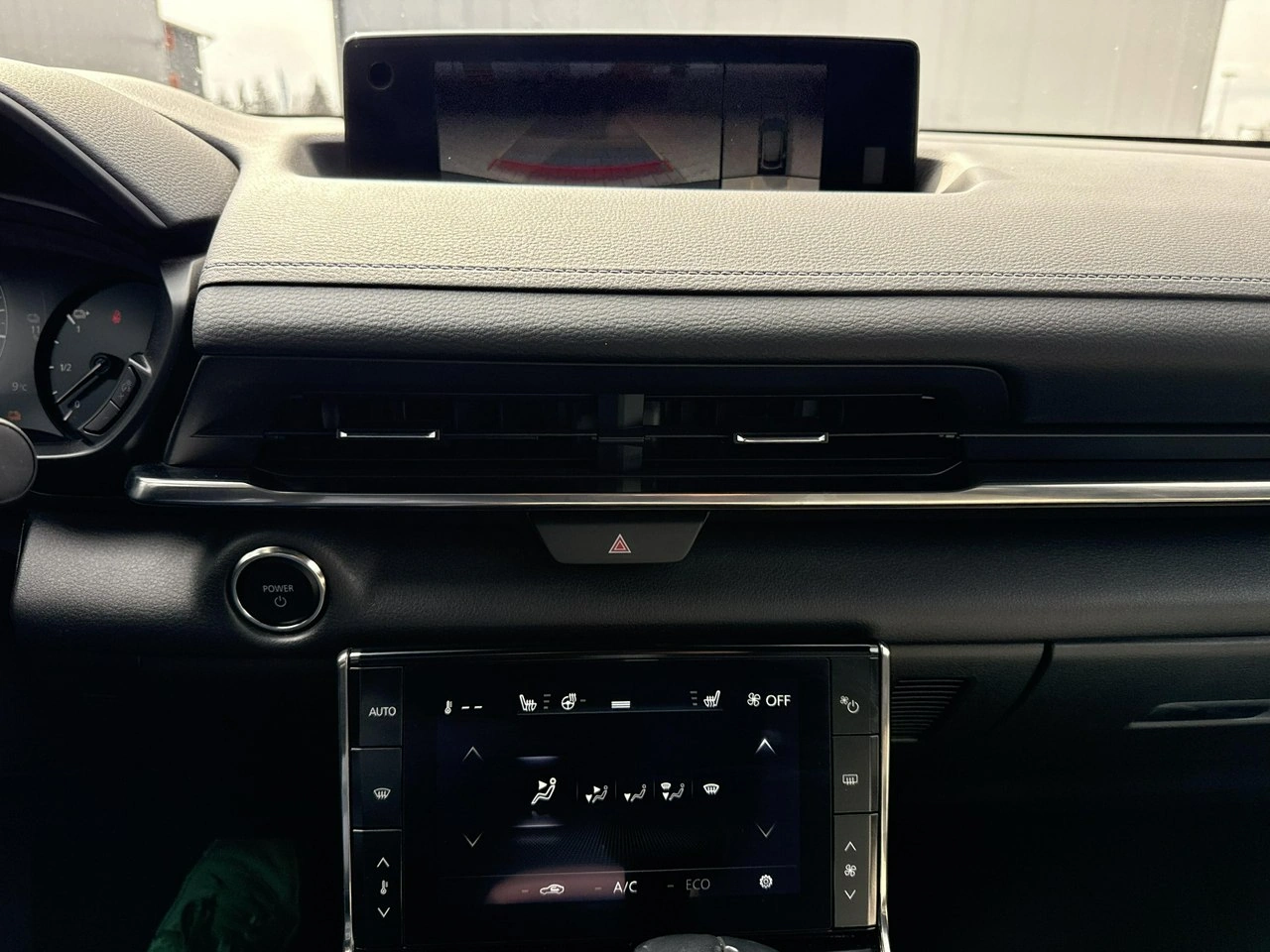 Mazda MX-30 - Zdjęcie 17