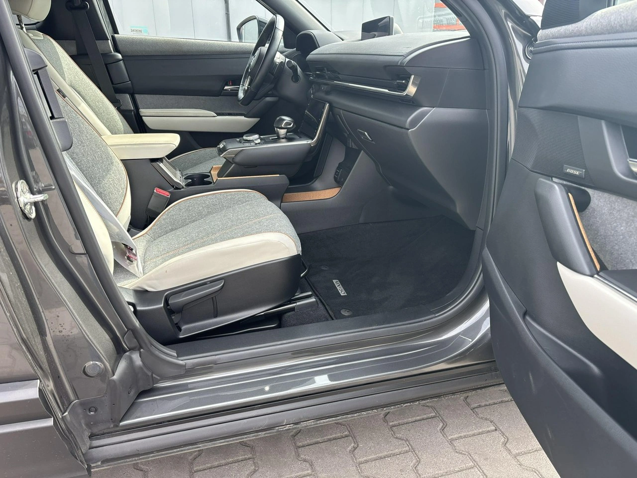 Mazda MX-30 - Zdjęcie 15