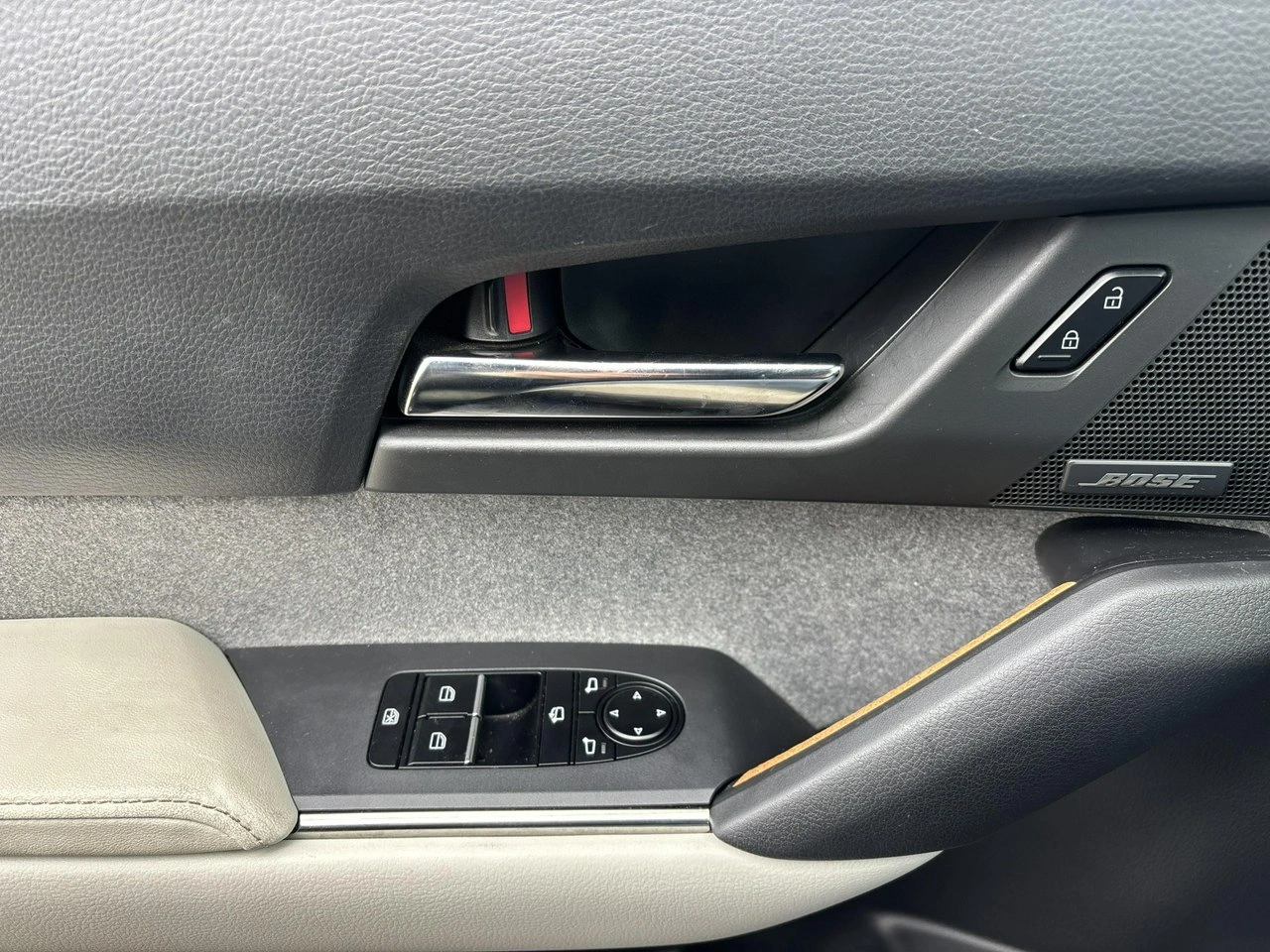 Mazda MX-30 - Zdjęcie 25