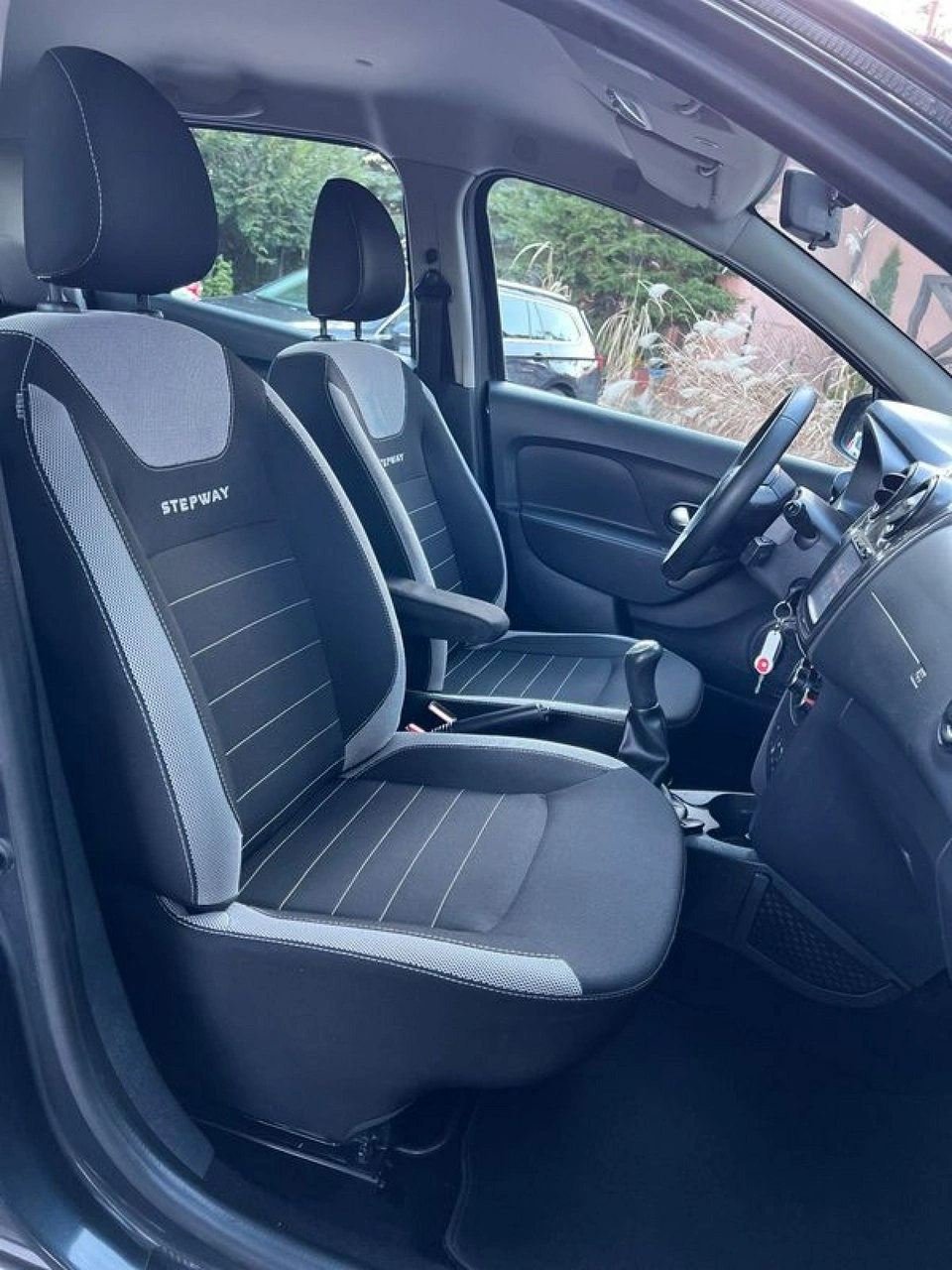 Dacia Sandero Stepway - Zdjęcie 10