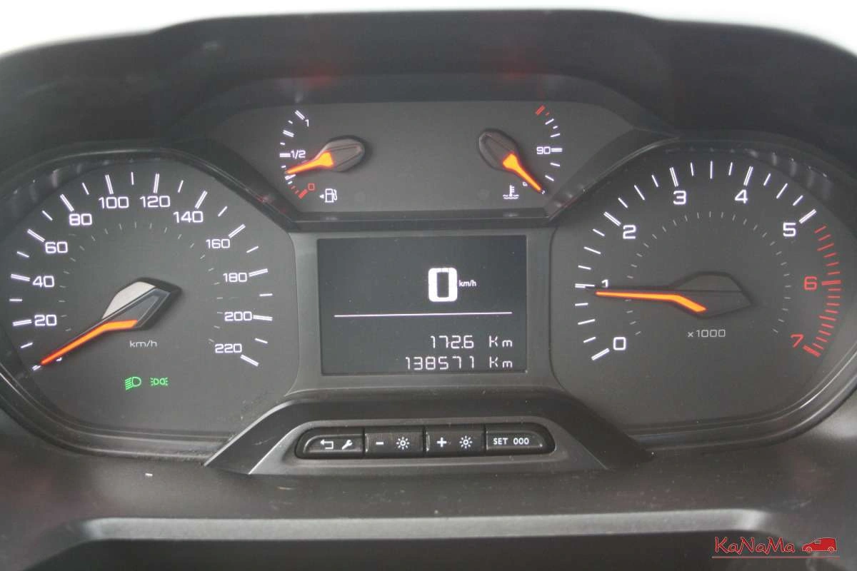 Peugeot Partner - Zdjęcie 21