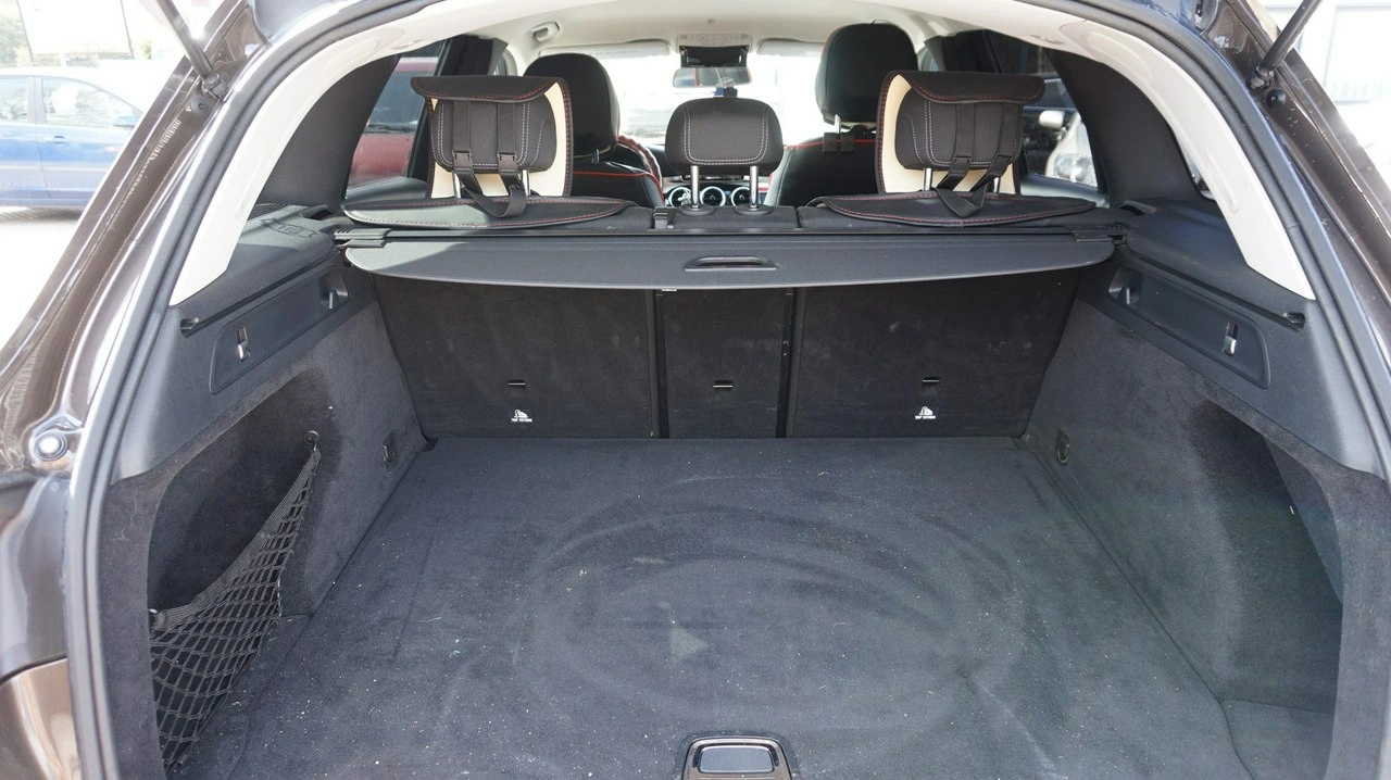 Mercedes GLC 220 - Zdjęcie 11