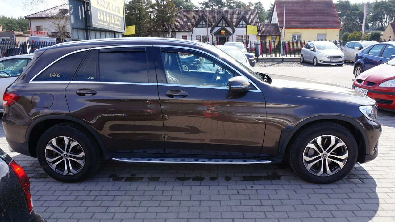 Mercedes GLC 220 - Zdjęcie 3
