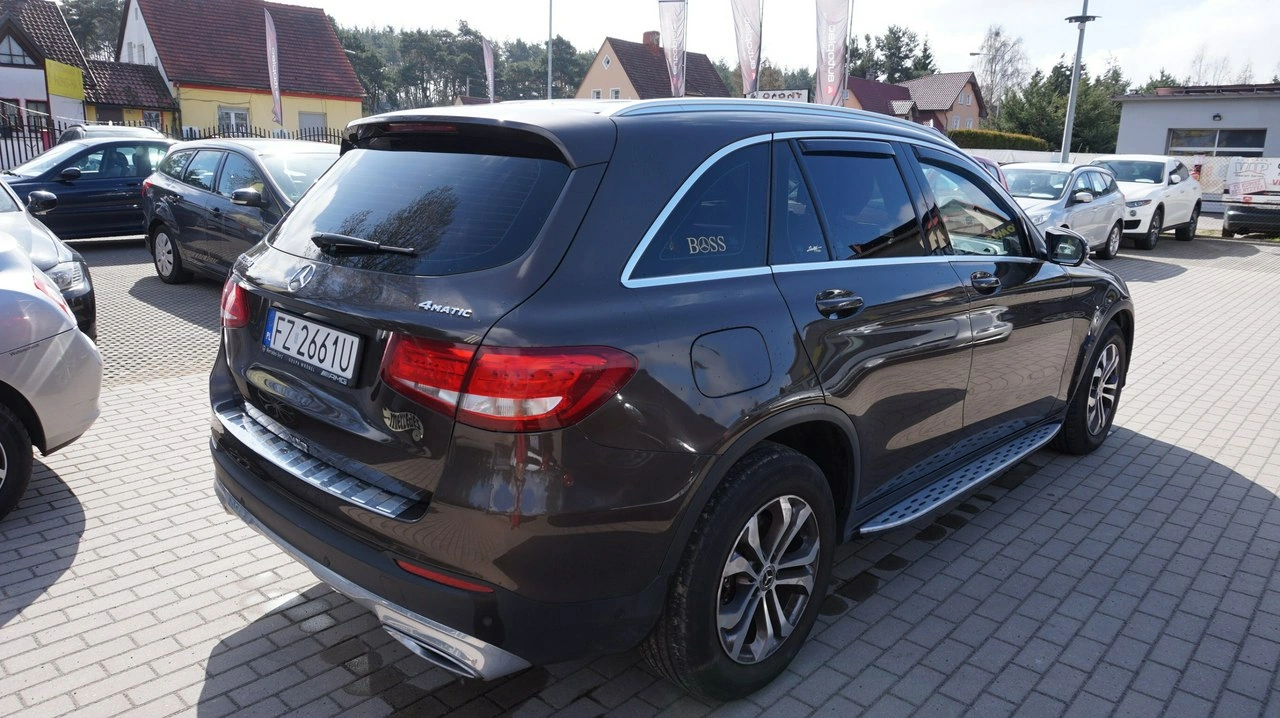 Mercedes GLC 220 - Zdjęcie 4