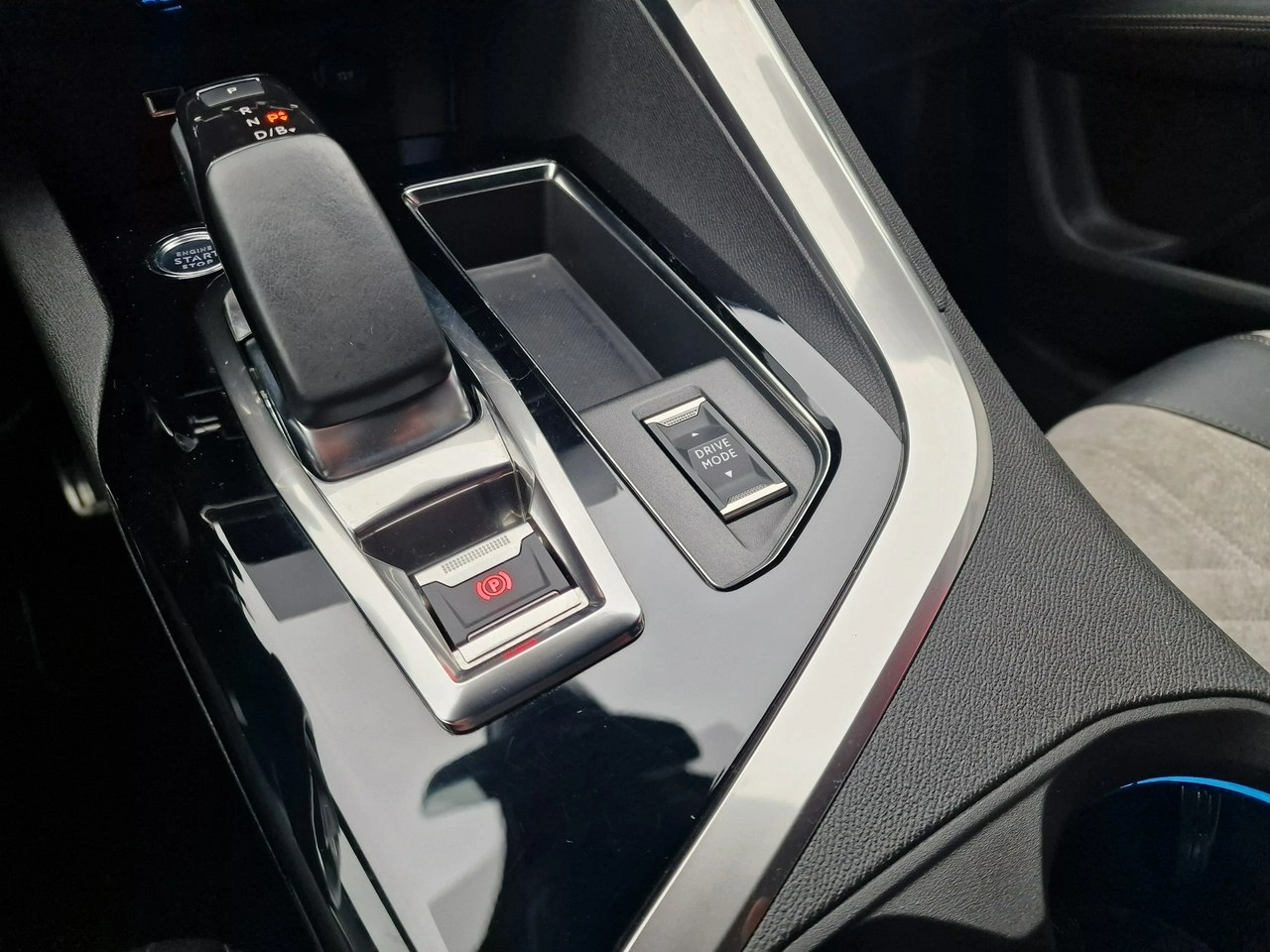 Peugeot 3008 - Zdjęcie 28