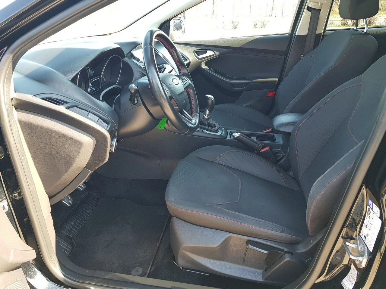 Ford Focus - Zdjęcie 8