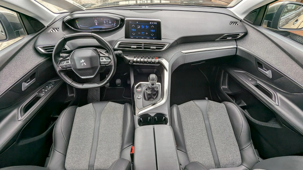 Peugeot 3008 - Zdjęcie 17