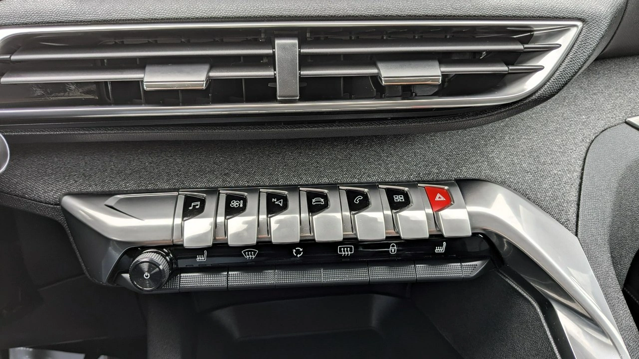 Peugeot 3008 - Zdjęcie 24