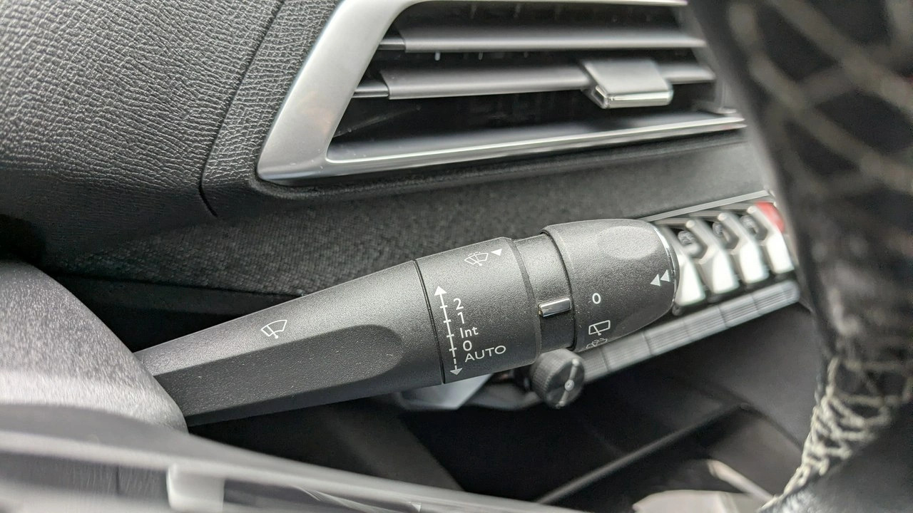 Peugeot 3008 - Zdjęcie 28