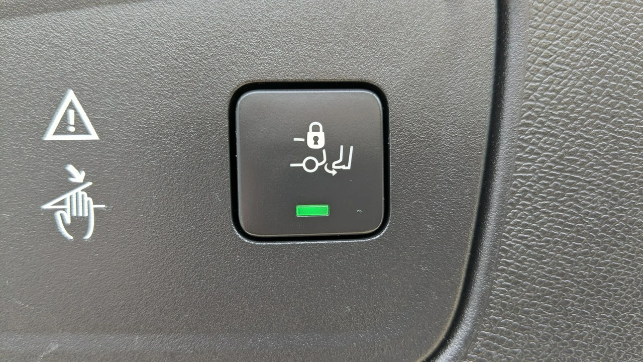 Peugeot 3008 - Zdjęcie 31