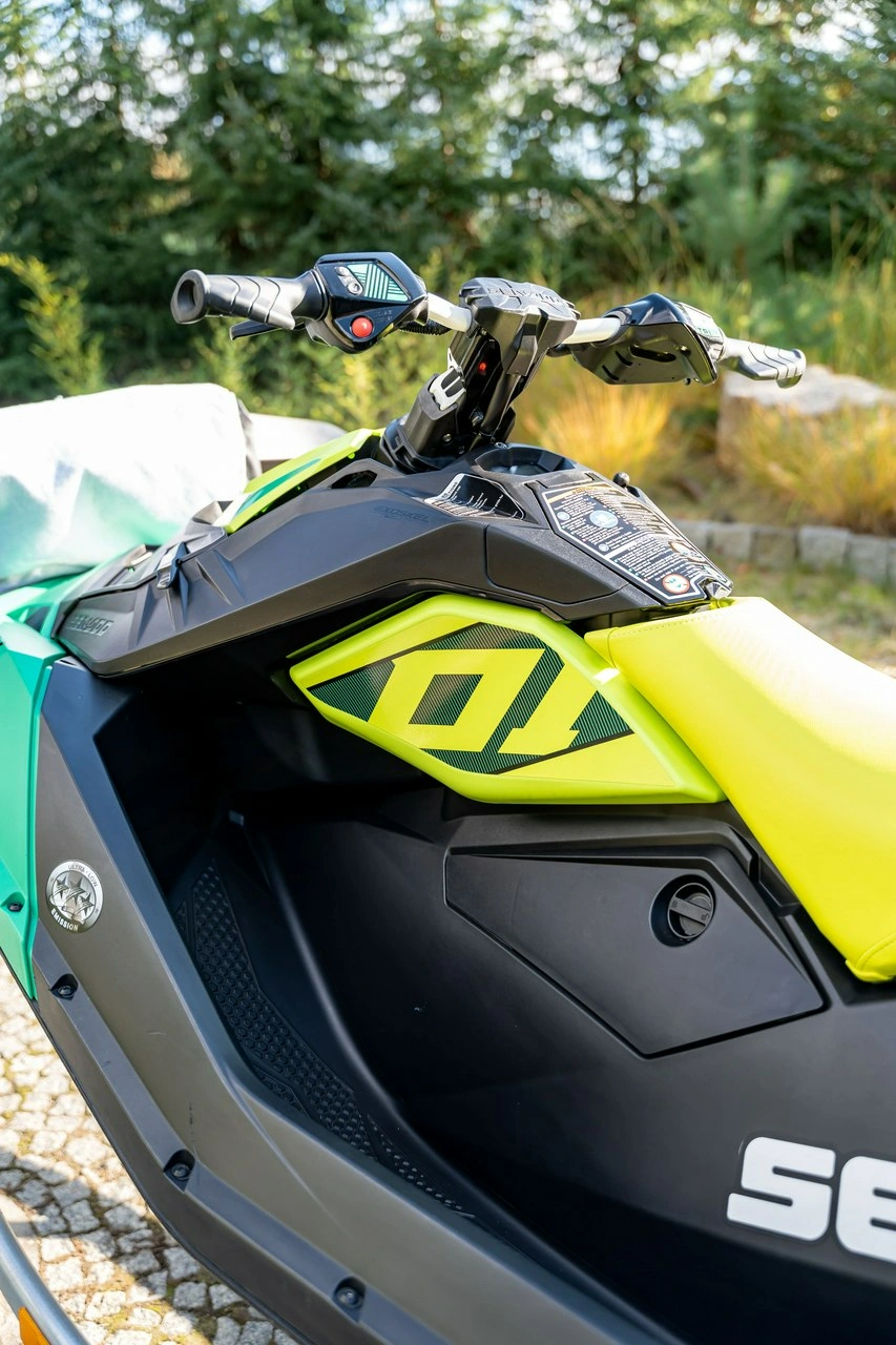 Seadoo SPARK TRIXX 2UP - Zdjęcie 17