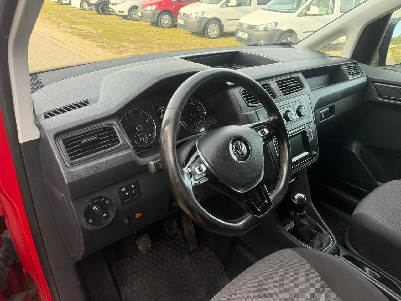 Volkswagen Caddy - Zdjęcie 14