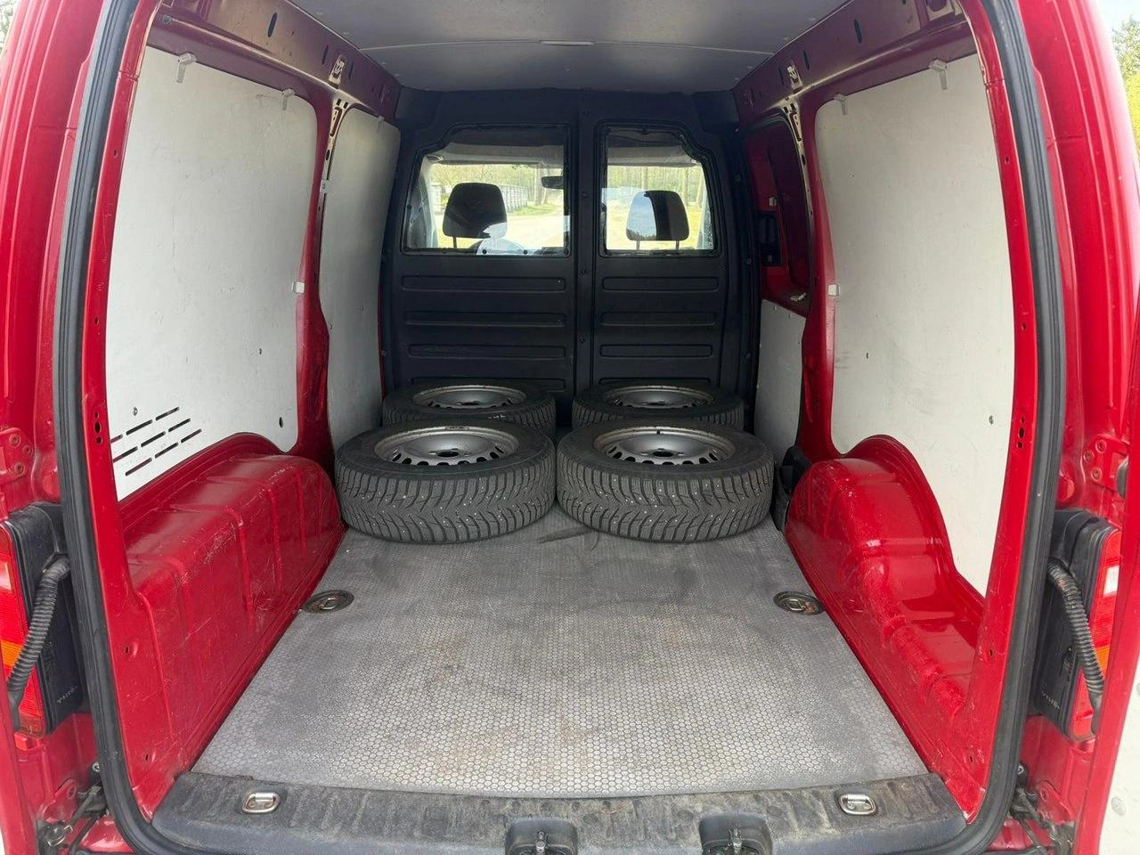 Volkswagen Caddy - Zdjęcie 24