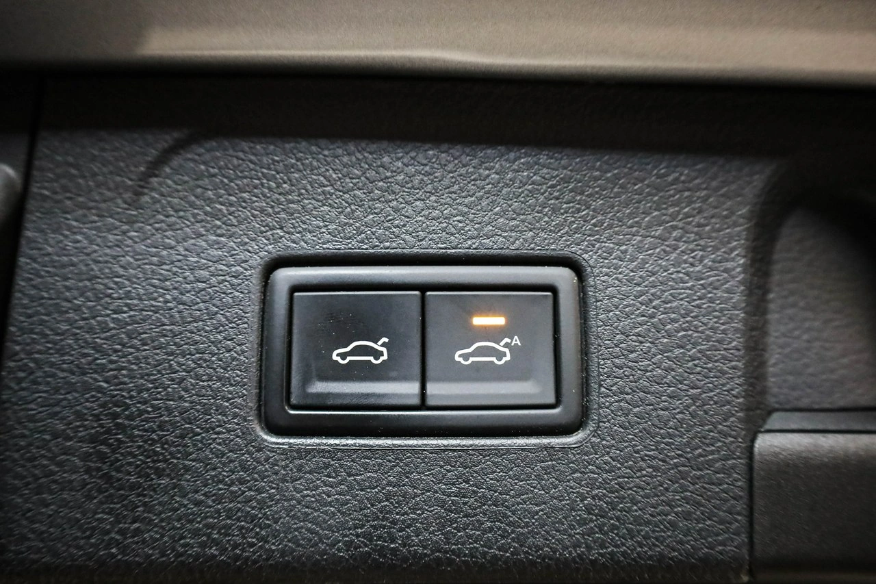 Volkswagen Passat - Zdjęcie 13