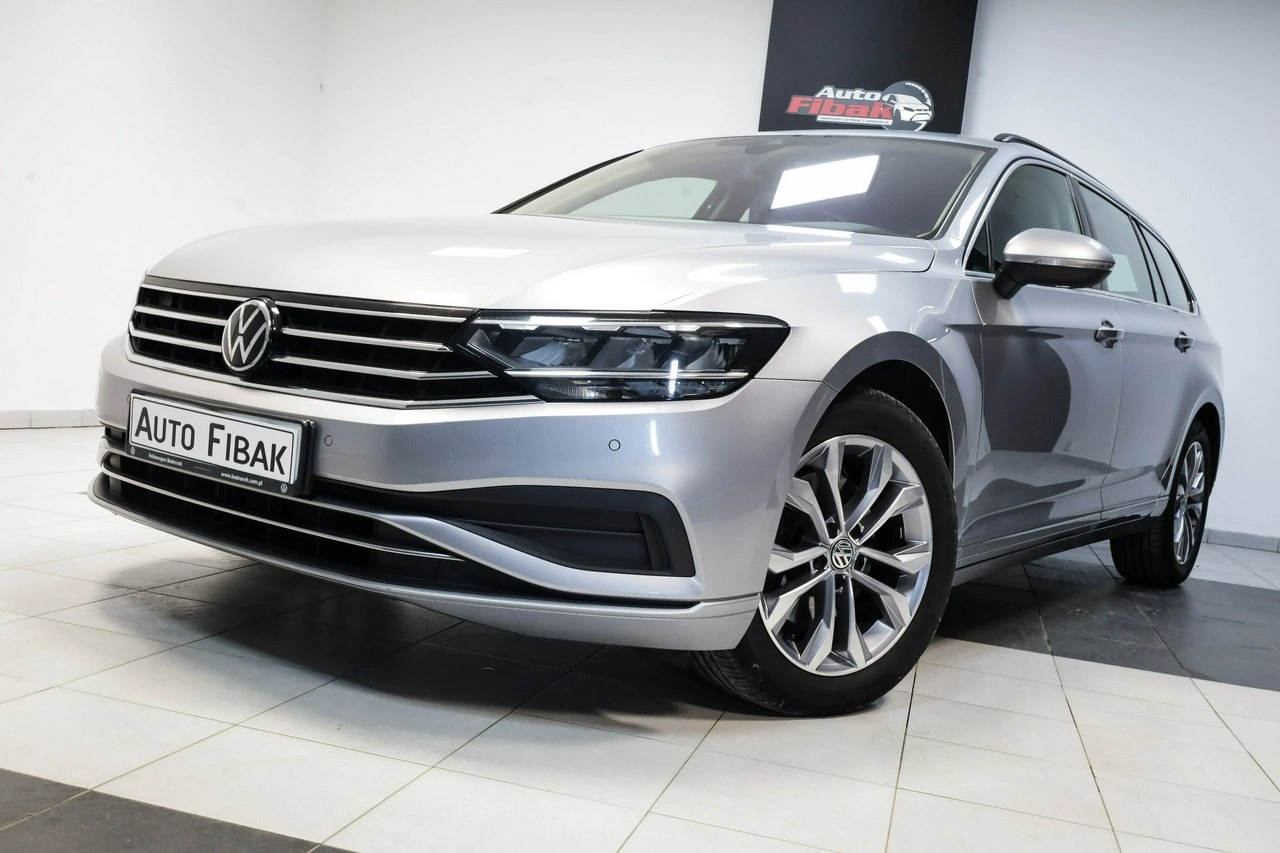 Volkswagen Passat - Zdjęcie 2
