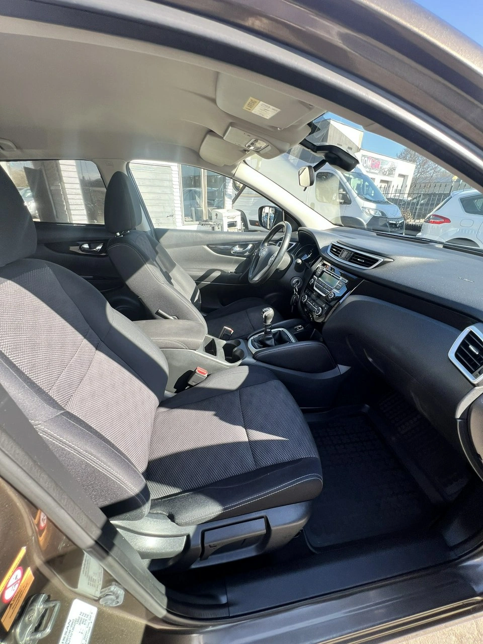 Nissan Qashqai - Zdjęcie 12