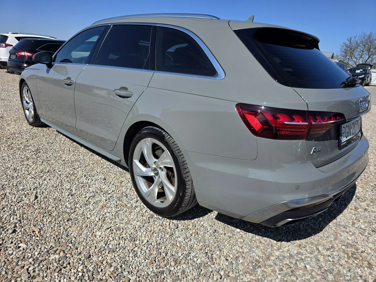 Audi A4 - Zdjęcie 34