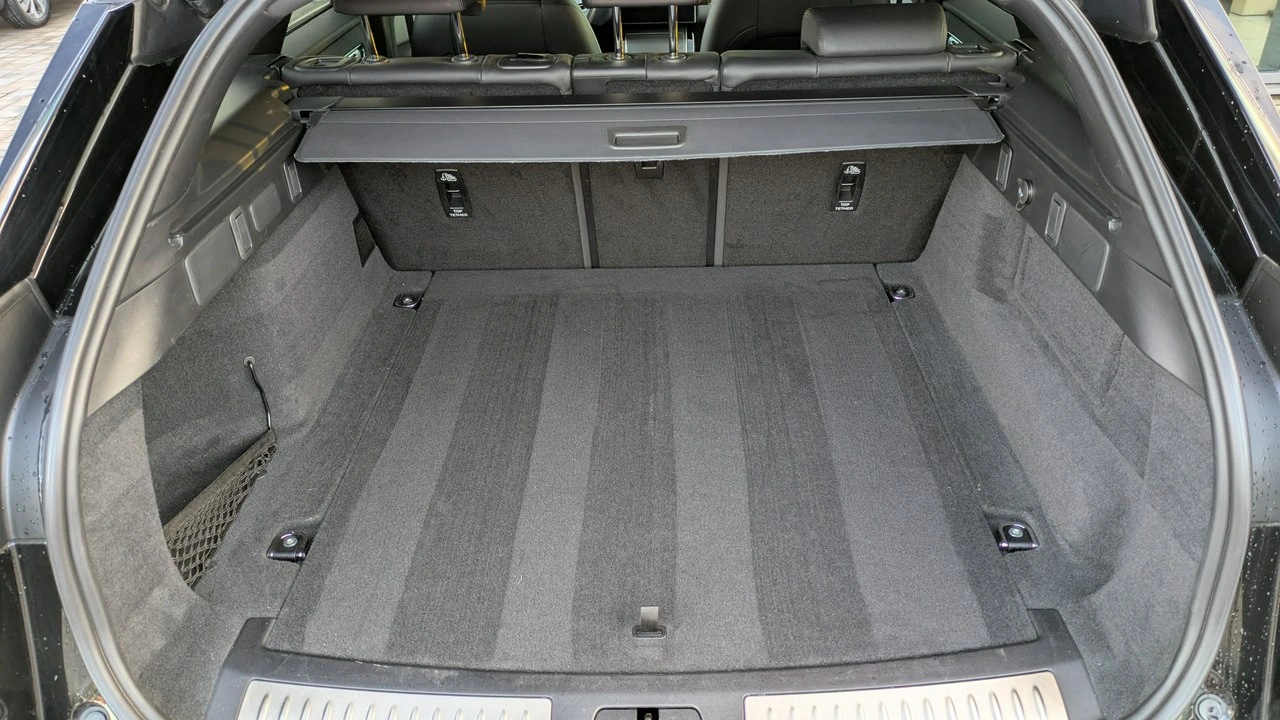 Land Rover Range Rover Velar - Zdjęcie 30