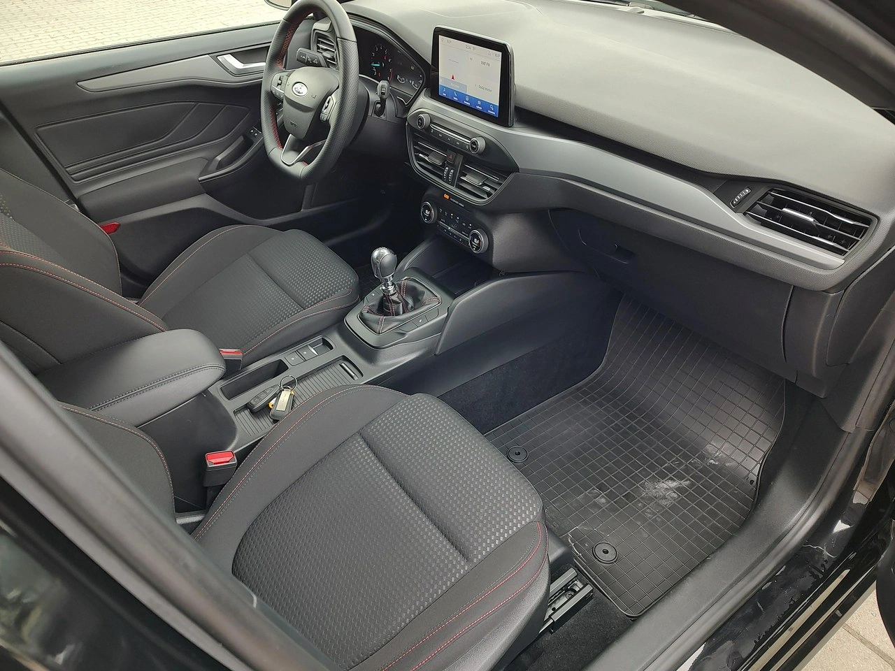 Ford Focus - Zdjęcie 12