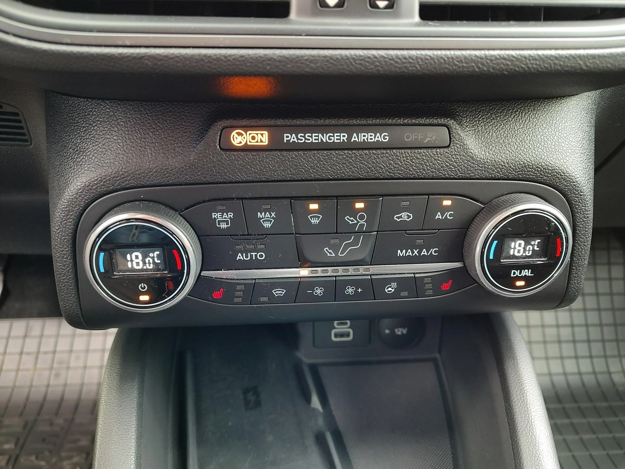 Ford Focus - Zdjęcie 14