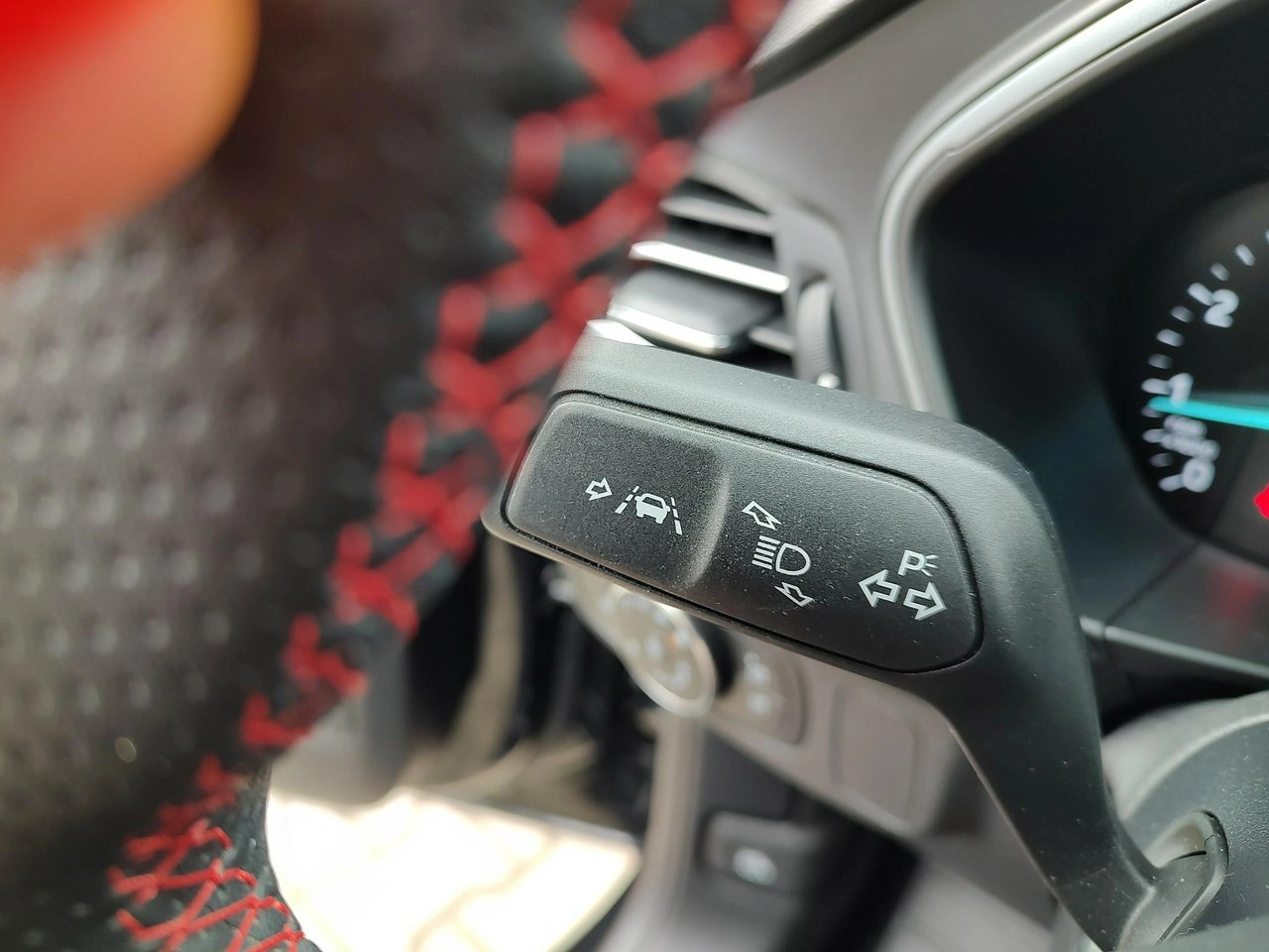 Ford Focus - Zdjęcie 20