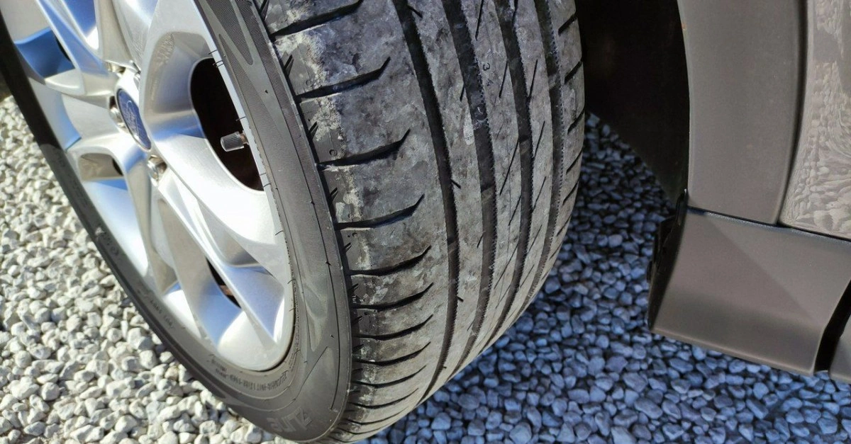 Ford Kuga - Zdjęcie 18