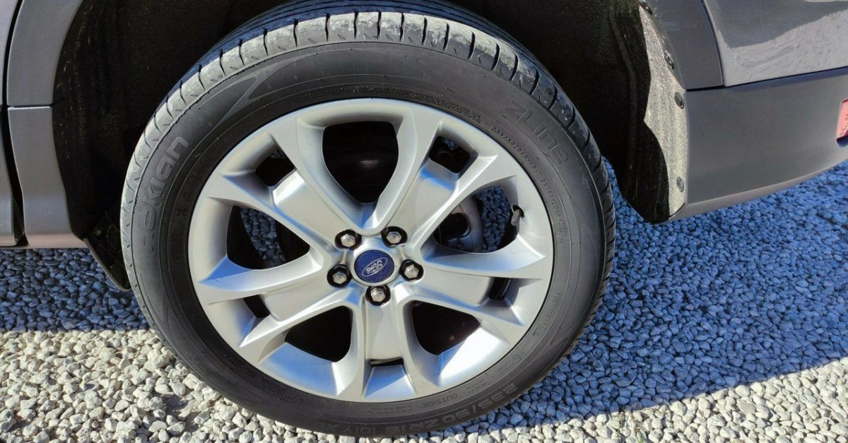 Ford Kuga - Zdjęcie 19