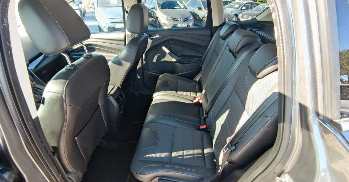 Ford Kuga - Zdjęcie 21