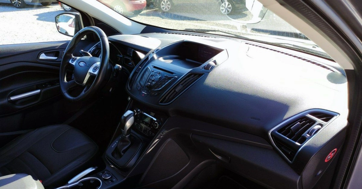 Ford Kuga - Zdjęcie 23