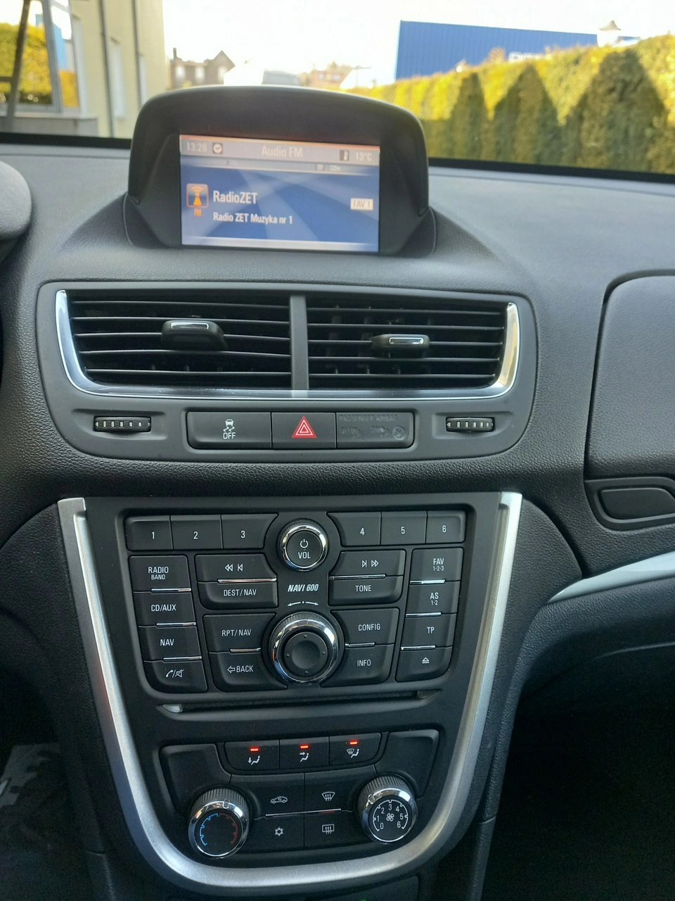 Opel Mokka - Zdjęcie 32