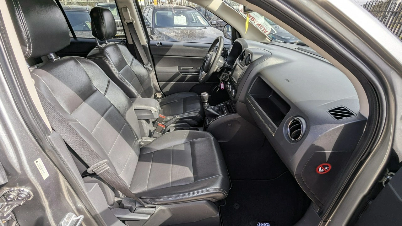 Jeep Compass - Zdjęcie 17